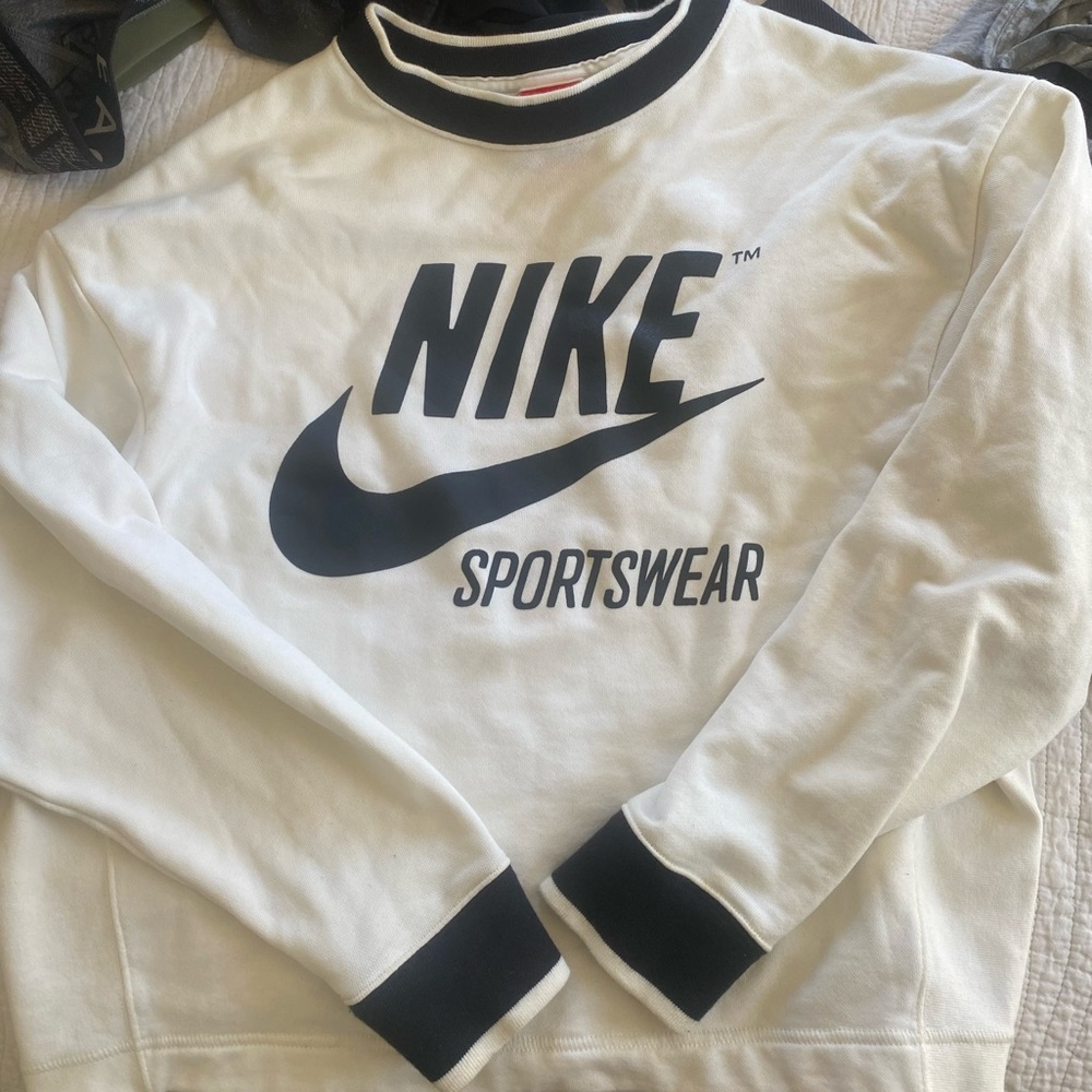 Nike White Sweatshirt